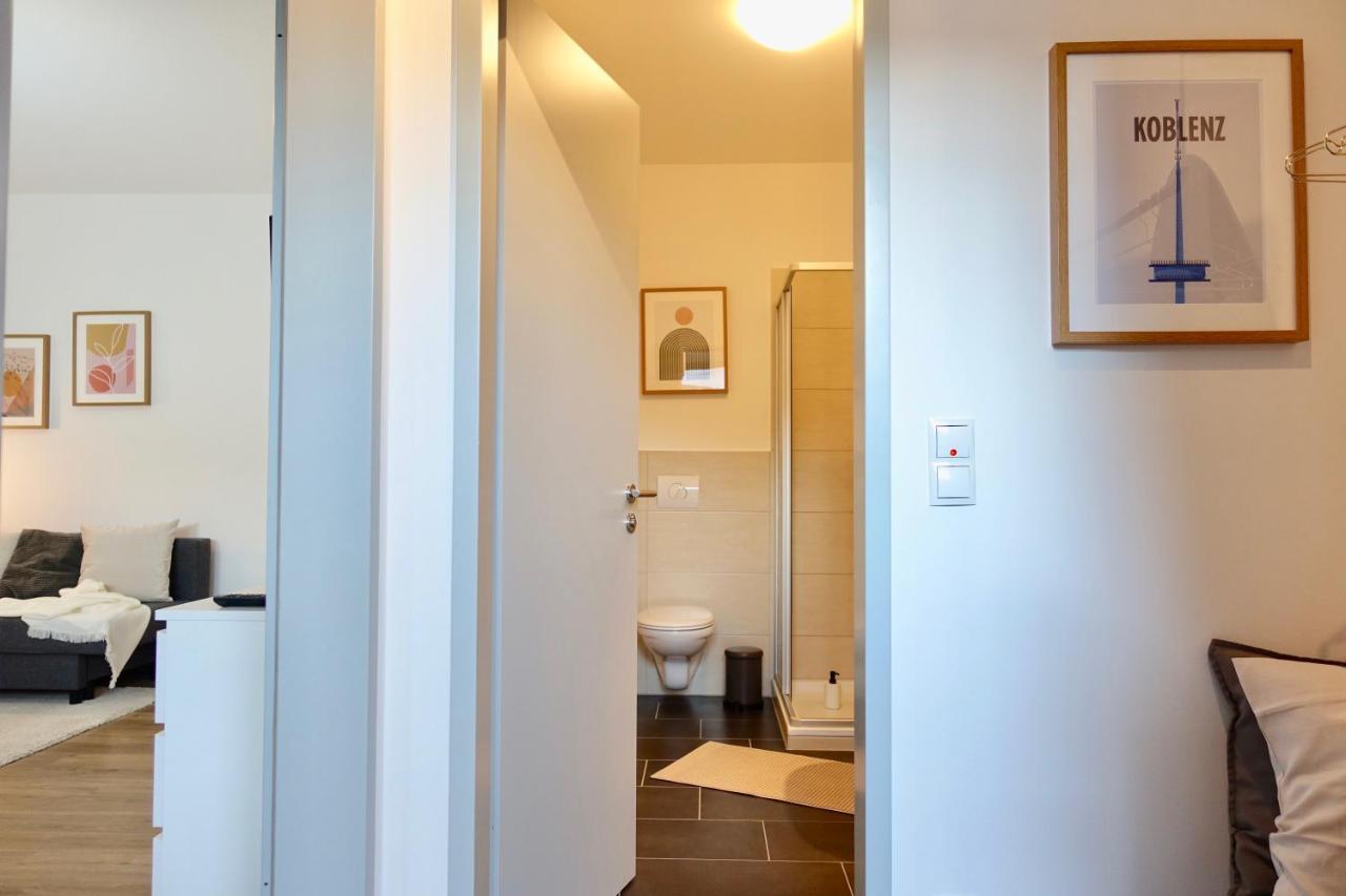 Neu - Gemuetliches Und Modernes Apartment Mit Stellplatz 科布倫茨 外观 照片