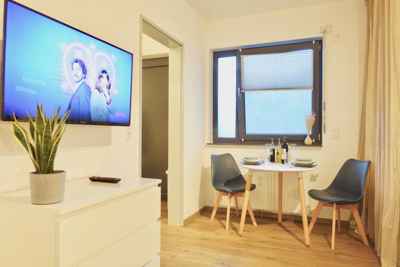 Neu - Gemuetliches Und Modernes Apartment Mit Stellplatz 科布倫茨 外观 照片