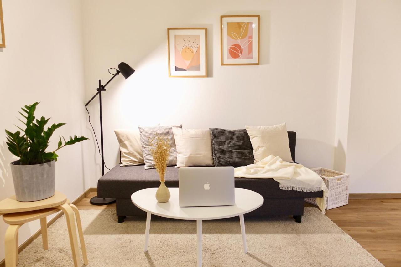 Neu - Gemuetliches Und Modernes Apartment Mit Stellplatz 科布倫茨 外观 照片